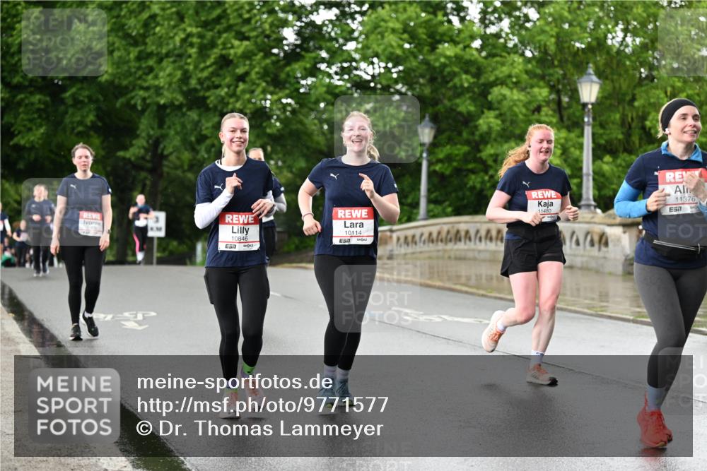 14.06.2026 - REWE Women's Run Dr. Thomas Lammeyer http://msf.ph/oto/9771577 14.06.2026 09:49:34 Laufen 10846, 10114, 11480, 404, 11376, 57 meine-sportfotos.de