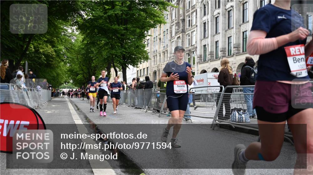 14.06.2026 - REWE Women's Run J. Mangold http://msf.ph/oto/9771594 14.06.2026 09:59:17 Ziel 10088, 10190, 10264, 10279, 10280, 10405, 10542, 10664, 10721, 10858, 11005, 11275 meine-sportfotos.de