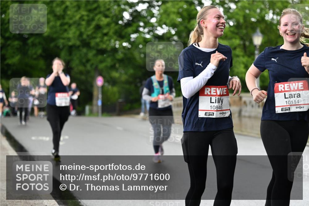 14.06.2026 - REWE Women's Run Dr. Thomas Lammeyer http://msf.ph/oto/9771600 14.06.2026 09:49:36 Laufen 10846, 10114 meine-sportfotos.de