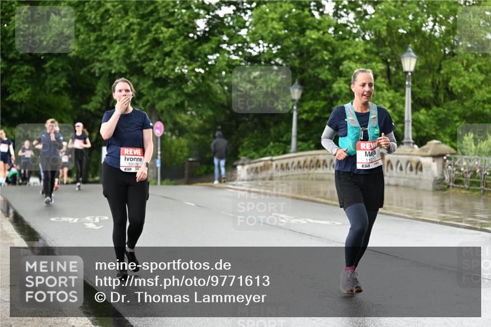 14.06.2026 - REWE Women's Run Dr. Thomas Lammeyer http://msf.ph/oto/9771613 14.06.2026 09:49:37 Laufen 10078, 11015, 7 meine-sportfotos.de