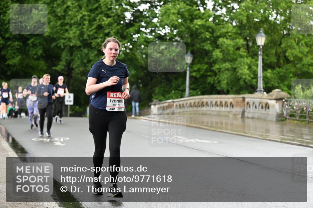 14.06.2026 - REWE Women's Run Dr. Thomas Lammeyer http://msf.ph/oto/9771618 14.06.2026 09:49:38 Laufen 10078 meine-sportfotos.de