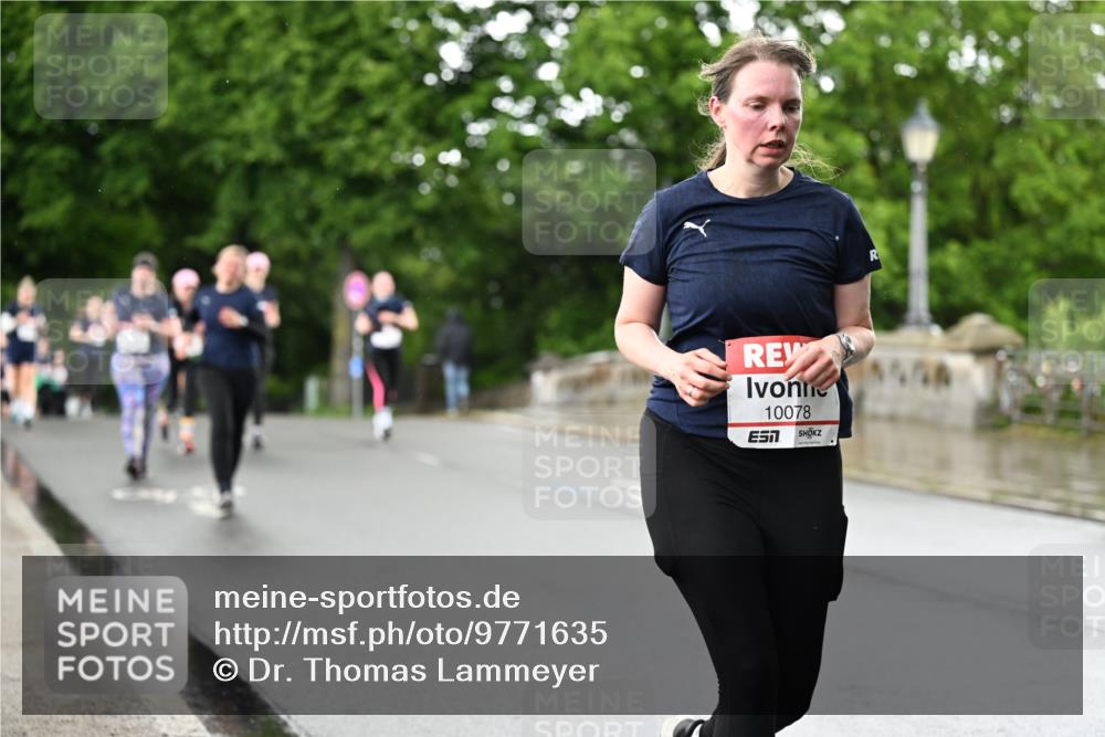 14.06.2026 - REWE Women's Run Dr. Thomas Lammeyer http://msf.ph/oto/9771635 14.06.2026 09:49:39 Laufen 10078 meine-sportfotos.de