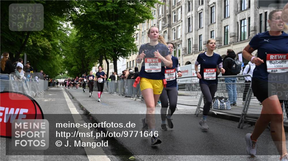 14.06.2026 - REWE Women's Run J. Mangold http://msf.ph/oto/9771646 14.06.2026 09:59:21 Ziel 10190, 10264, 10280, 10405, 10542, 10567, 10664, 11221 meine-sportfotos.de