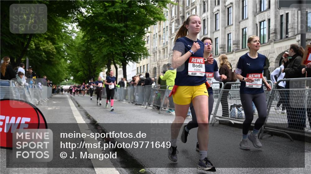 14.06.2026 - REWE Women's Run J. Mangold http://msf.ph/oto/9771649 14.06.2026 09:59:21 Ziel 10190, 10264, 10280, 10405, 10542, 10567, 10664, 11221 meine-sportfotos.de