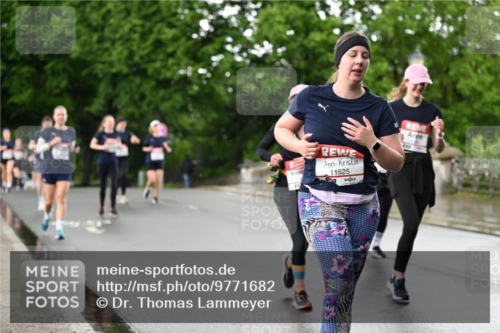 14.06.2026 - REWE Women's Run Dr. Thomas Lammeyer http://msf.ph/oto/9771682 14.06.2026 09:49:45 Laufen 11525, 11084 meine-sportfotos.de