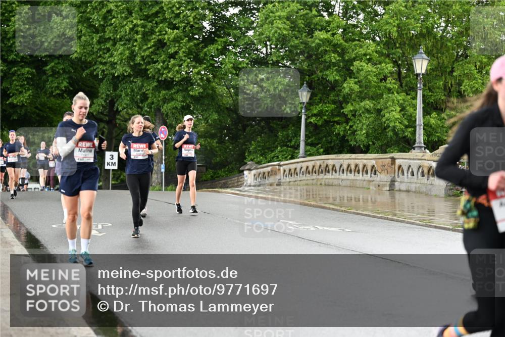 14.06.2026 - REWE Women's Run Dr. Thomas Lammeyer http://msf.ph/oto/9771697 14.06.2026 09:49:46 Laufen 3 meine-sportfotos.de