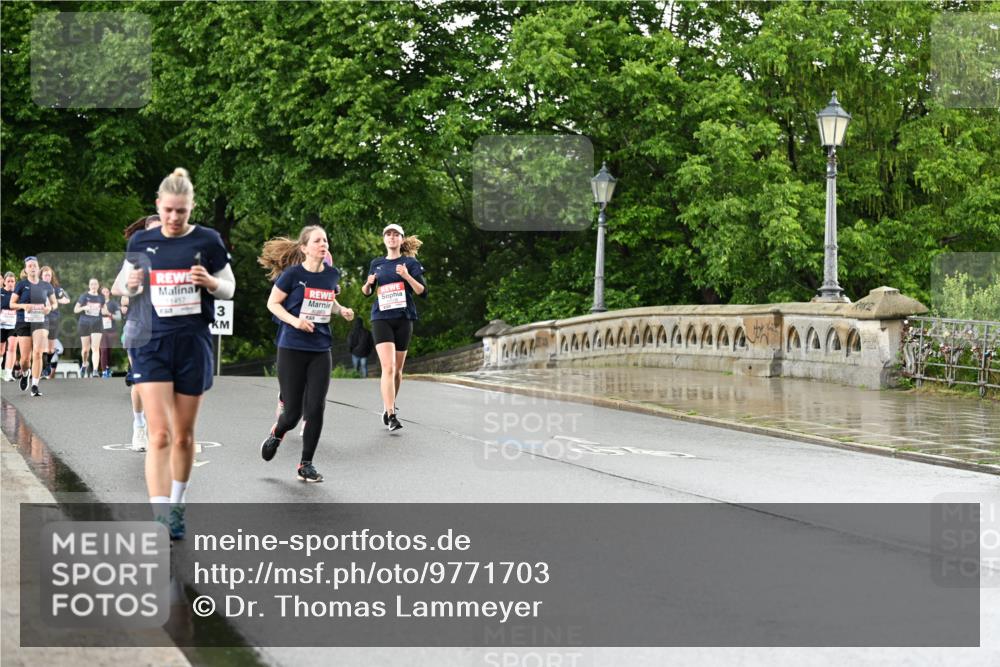 14.06.2026 - REWE Women's Run Dr. Thomas Lammeyer http://msf.ph/oto/9771703 14.06.2026 09:49:46 Laufen 3 meine-sportfotos.de