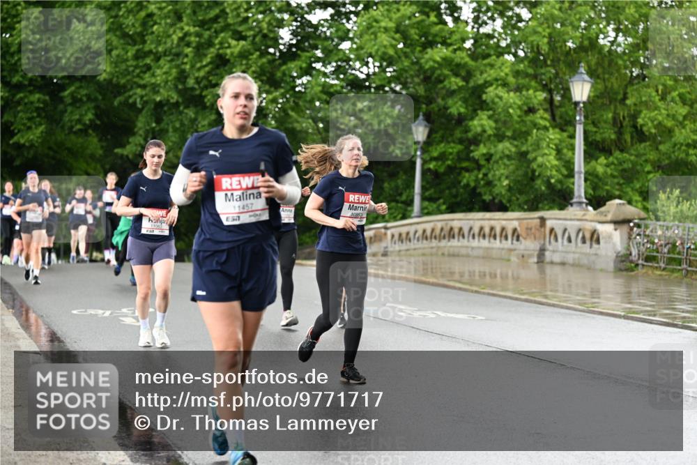 14.06.2026 - REWE Women's Run Dr. Thomas Lammeyer http://msf.ph/oto/9771717 14.06.2026 09:49:48 Laufen 11457, 7, 10852 meine-sportfotos.de