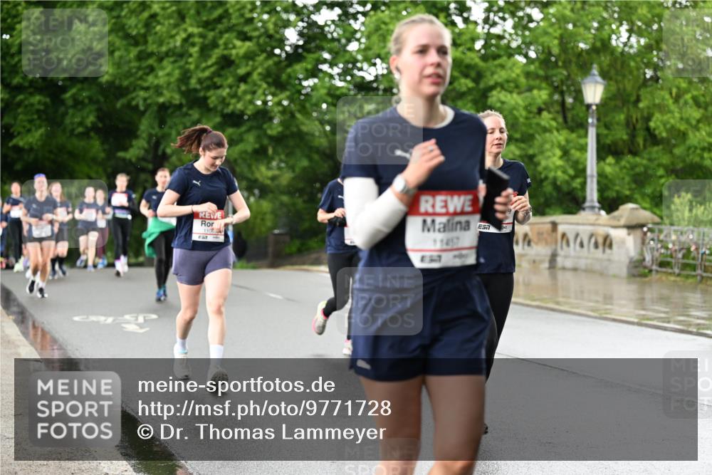 14.06.2026 - REWE Women's Run Dr. Thomas Lammeyer http://msf.ph/oto/9771728 14.06.2026 09:49:49 Laufen 110, 7, 11457 meine-sportfotos.de