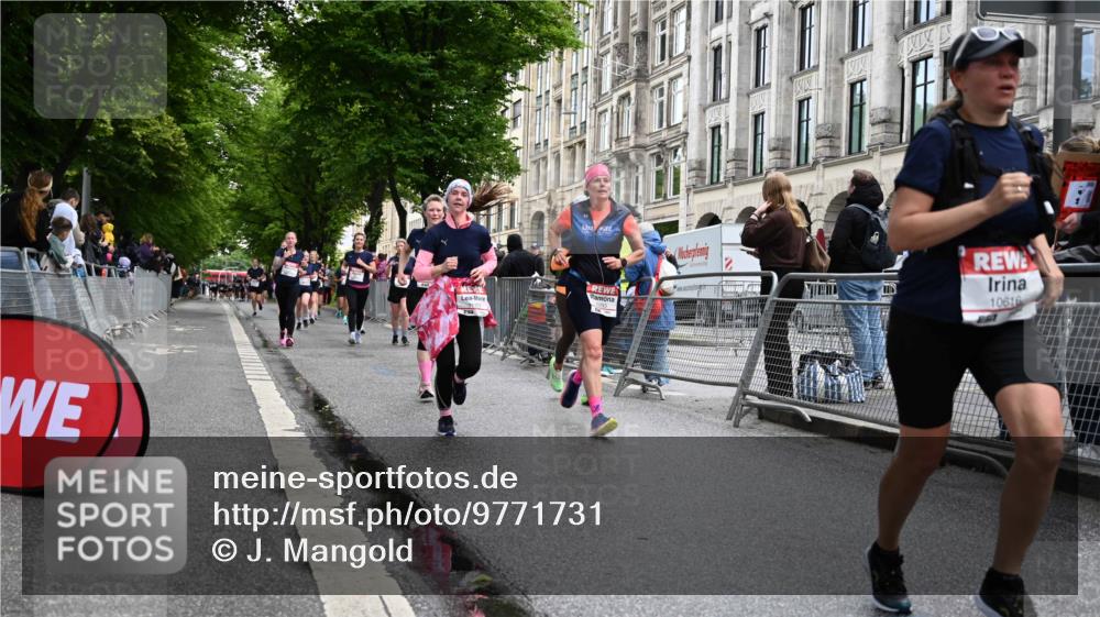 14.06.2026 - REWE Women's Run J. Mangold http://msf.ph/oto/9771731 14.06.2026 09:59:35 Ziel 10093, 10391, 10556, 10565, 10616, 10777, 10881, 11138, 11353, 11371, 11441, 11446 meine-sportfotos.de