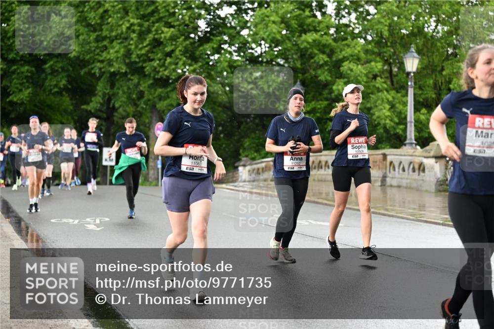 14.06.2026 - REWE Women's Run Dr. Thomas Lammeyer http://msf.ph/oto/9771735 14.06.2026 09:49:49 Laufen 20, 11063, 7, 11252, 10508, 4086 meine-sportfotos.de