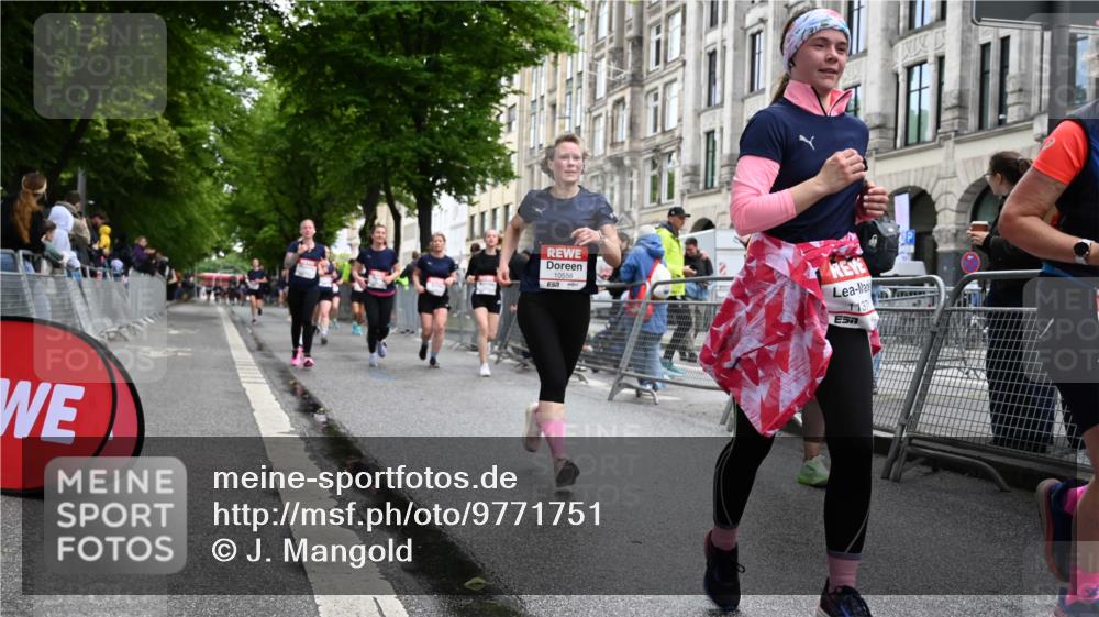 14.06.2026 - REWE Women's Run J. Mangold http://msf.ph/oto/9771751 14.06.2026 09:59:36 Ziel 10093, 10391, 10556, 10565, 10616, 10777, 10881, 11138, 11353, 11371, 11441, 11446 meine-sportfotos.de