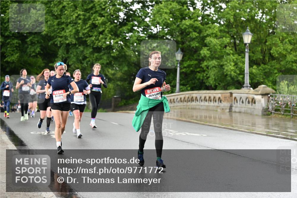 14.06.2026 - REWE Women's Run Dr. Thomas Lammeyer http://msf.ph/oto/9771772 14.06.2026 09:49:52 Laufen 10243 meine-sportfotos.de