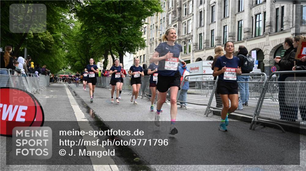 14.06.2026 - REWE Women's Run J. Mangold http://msf.ph/oto/9771796 14.06.2026 09:59:43 Ziel 10055, 10058, 10082, 10083, 10391, 10565, 10776, 10881, 11138, 11269, 11353, 11385, 11446 meine-sportfotos.de