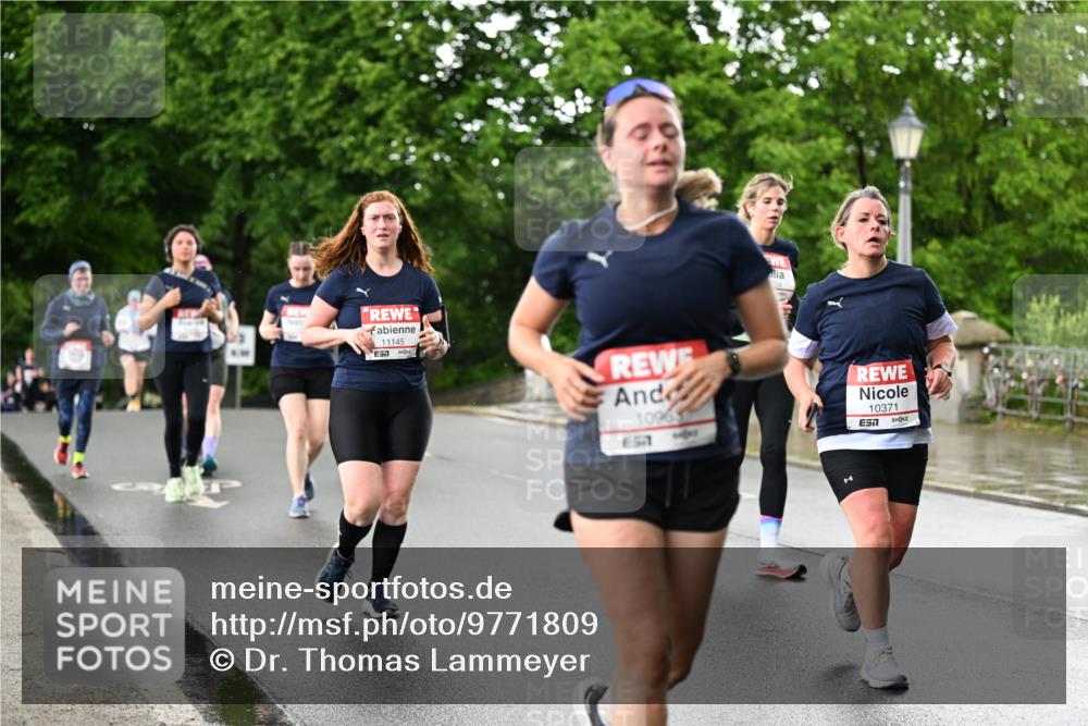 14.06.2026 - REWE Women's Run Dr. Thomas Lammeyer http://msf.ph/oto/9771809 14.06.2026 09:49:55 Laufen 11145, 109651, 10371, 7 meine-sportfotos.de