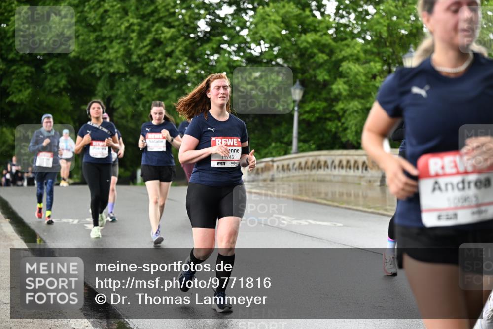 14.06.2026 - REWE Women's Run Dr. Thomas Lammeyer http://msf.ph/oto/9771816 14.06.2026 09:49:56 Laufen 11145, 7 meine-sportfotos.de