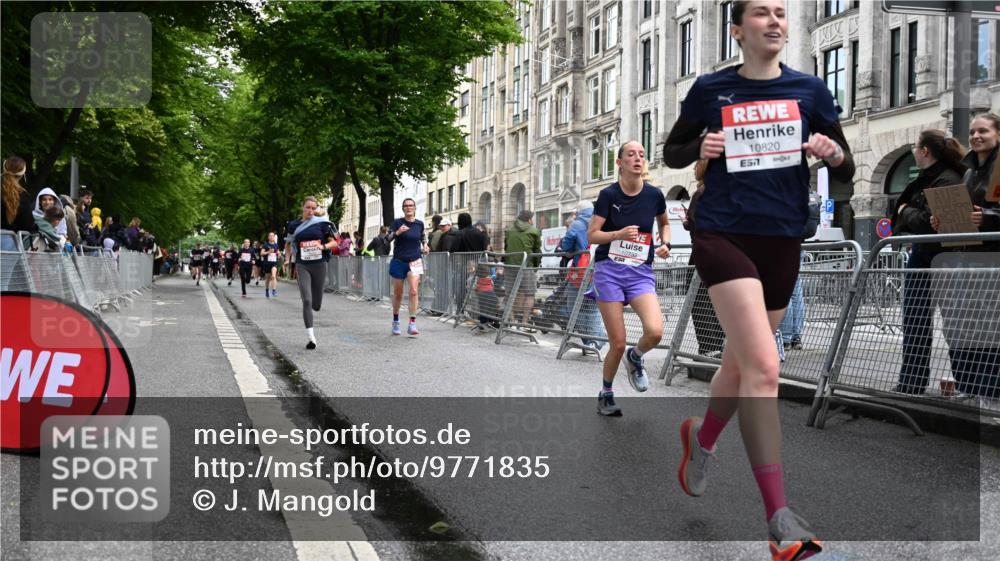 14.06.2026 - REWE Women's Run J. Mangold http://msf.ph/oto/9771835 14.06.2026 09:59:50 Ziel 10090, 10302, 10715, 10732, 10820, 11269, 11385 meine-sportfotos.de