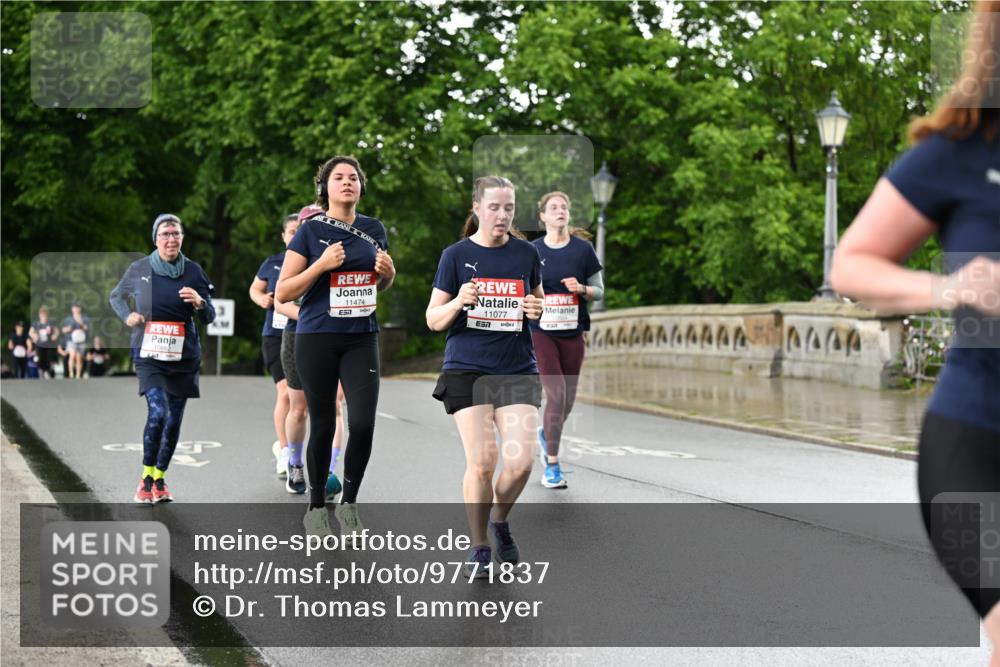 14.06.2026 - REWE Women's Run Dr. Thomas Lammeyer http://msf.ph/oto/9771837 14.06.2026 09:49:58 Laufen 11474, 11077, 7, 10662 meine-sportfotos.de
