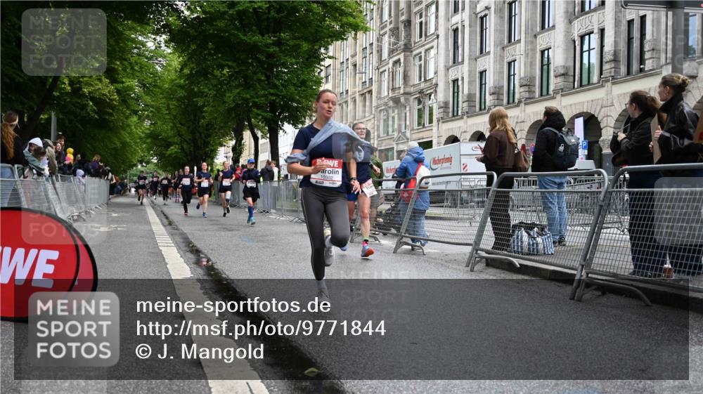 14.06.2026 - REWE Women's Run J. Mangold http://msf.ph/oto/9771844 14.06.2026 09:59:52 Ziel 10090, 10302, 10715, 10732, 10820, 10839, 10840, 11369 meine-sportfotos.de