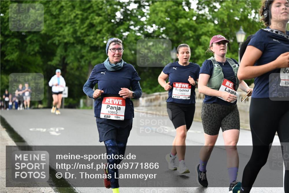 14.06.2026 - REWE Women's Run Dr. Thomas Lammeyer http://msf.ph/oto/9771866 14.06.2026 09:50:00 Laufen 10862, 7, 11169 meine-sportfotos.de