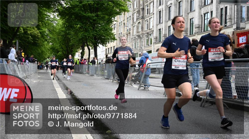 14.06.2026 - REWE Women's Run J. Mangold http://msf.ph/oto/9771884 14.06.2026 09:59:57 Ziel 10090, 10519, 10602, 10715, 10839, 10840, 10995, 11369 meine-sportfotos.de