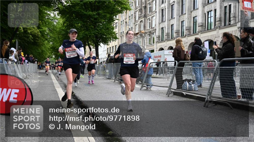 14.06.2026 - REWE Women's Run J. Mangold http://msf.ph/oto/9771898 14.06.2026 10:00:01 Ziel 10519, 10566, 10602, 10839, 10840, 10995, 11342, 11369, 11414 meine-sportfotos.de