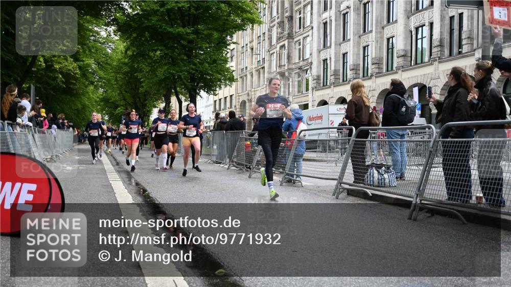 14.06.2026 - REWE Women's Run J. Mangold http://msf.ph/oto/9771932 14.06.2026 10:00:05 Ziel 10519, 10566, 10602, 10756, 10789, 10911, 10956, 10995, 11042, 11066, 11092, 11171, 11342, 11414 meine-sportfotos.de