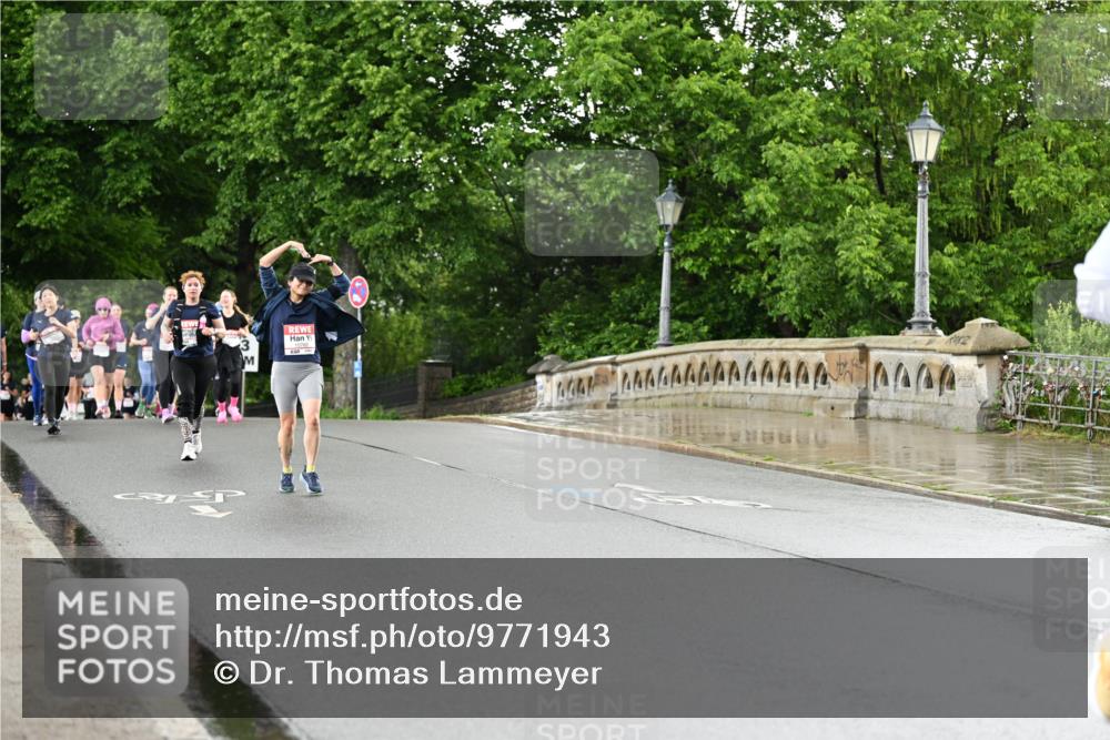 14.06.2026 - REWE Women's Run Dr. Thomas Lammeyer http://msf.ph/oto/9771943 14.06.2026 09:50:08 Laufen  meine-sportfotos.de