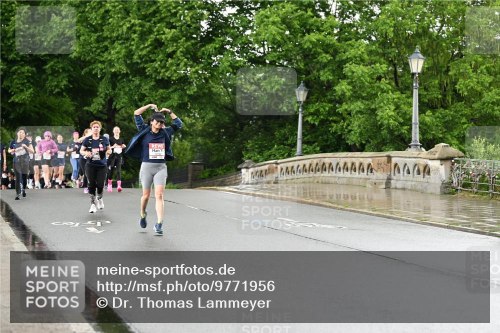 14.06.2026 - REWE Women's Run Dr. Thomas Lammeyer http://msf.ph/oto/9771956 14.06.2026 09:50:09 Laufen 10760 meine-sportfotos.de