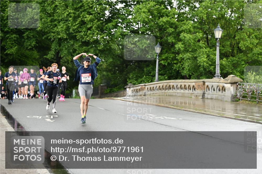 14.06.2026 - REWE Women's Run Dr. Thomas Lammeyer http://msf.ph/oto/9771961 14.06.2026 09:50:09 Laufen 10760 meine-sportfotos.de