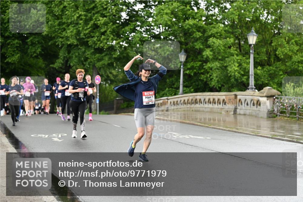14.06.2026 - REWE Women's Run Dr. Thomas Lammeyer http://msf.ph/oto/9771979 14.06.2026 09:50:10 Laufen 10760 meine-sportfotos.de