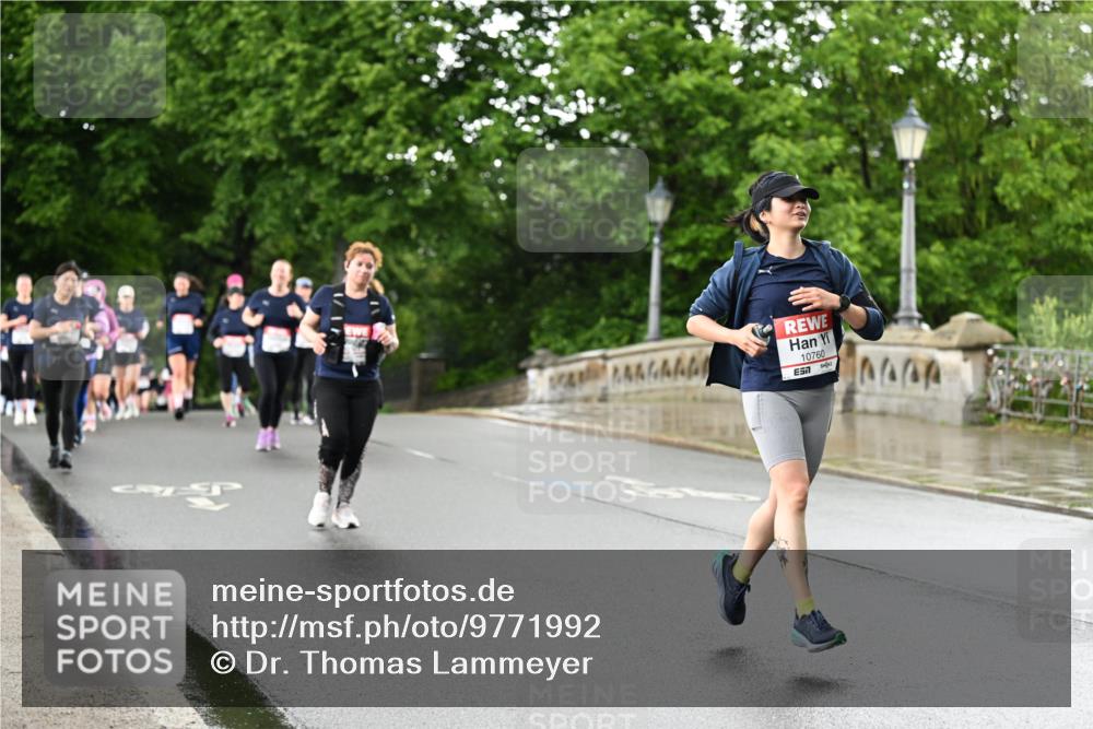 14.06.2026 - REWE Women's Run Dr. Thomas Lammeyer http://msf.ph/oto/9771992 14.06.2026 09:50:11 Laufen 10760, 7427 meine-sportfotos.de