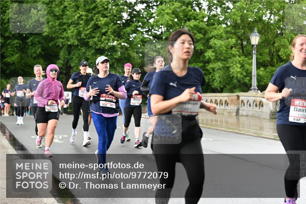 14.06.2026 - REWE Women's Run Dr. Thomas Lammeyer http://msf.ph/oto/9772079 14.06.2026 09:50:17 Laufen 10383, 11177, 1374, 10061, 1035 meine-sportfotos.de