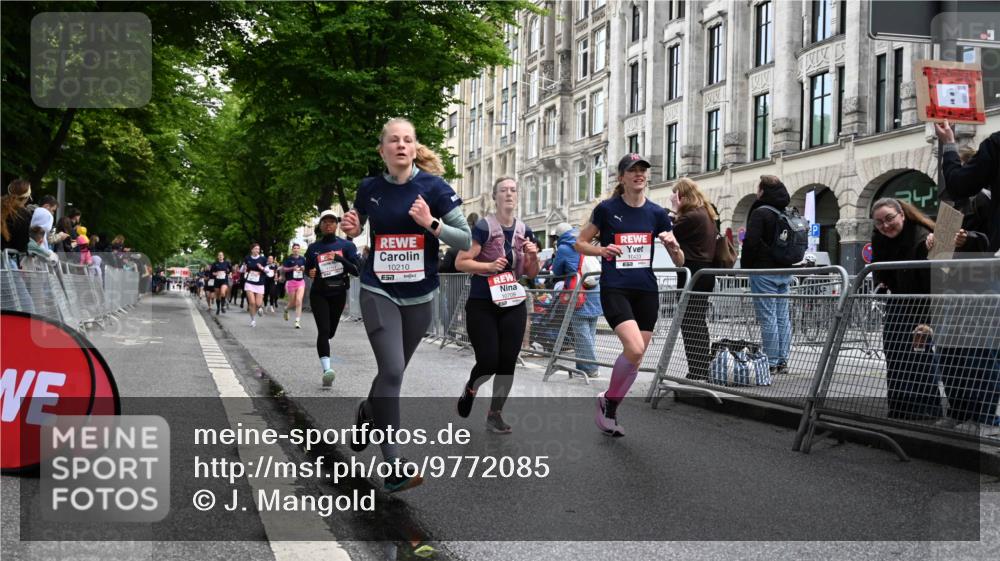 14.06.2026 - REWE Women's Run J. Mangold http://msf.ph/oto/9772085 14.06.2026 10:00:20 Ziel 10030, 10210, 10433, 10466, 10677, 10709, 11101, 11255, 11518 meine-sportfotos.de