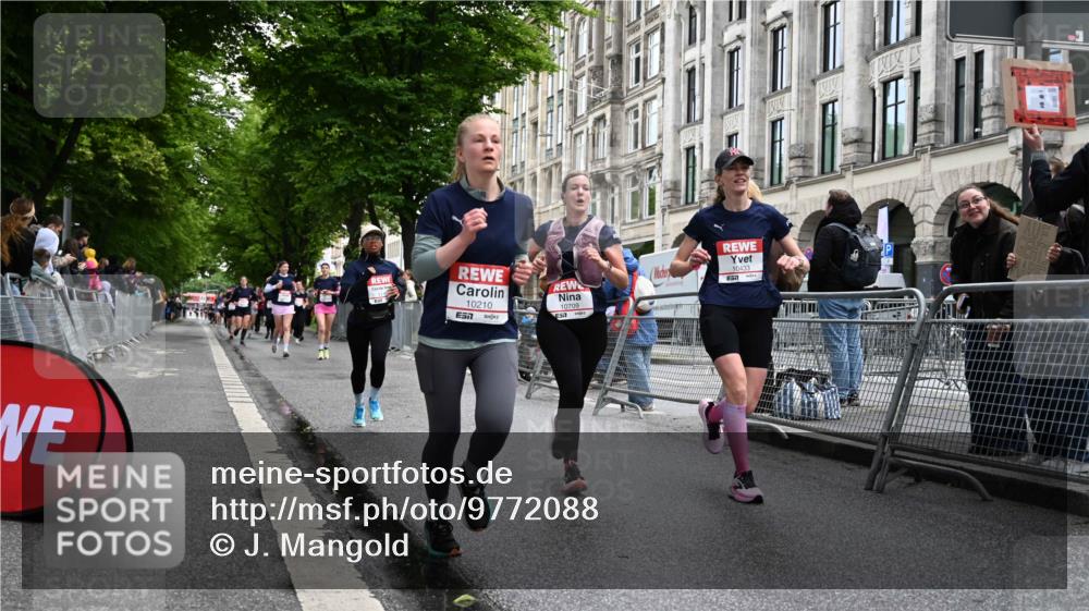 14.06.2026 - REWE Women's Run J. Mangold http://msf.ph/oto/9772088 14.06.2026 10:00:21 Ziel 10030, 10042, 10043, 10210, 10433, 10466, 10709, 11101 meine-sportfotos.de