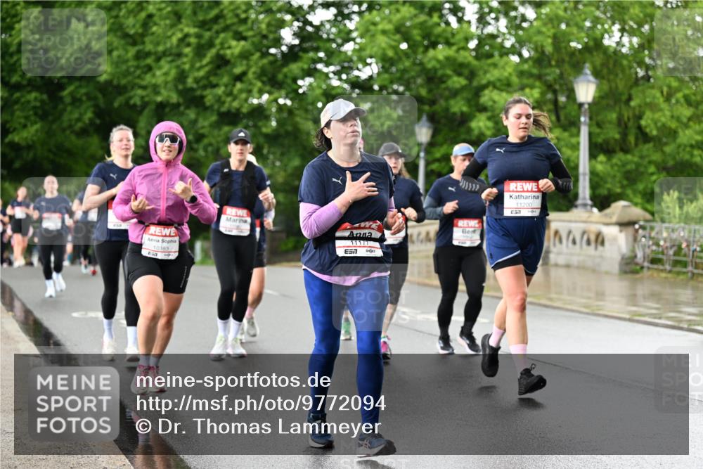 14.06.2026 - REWE Women's Run Dr. Thomas Lammeyer http://msf.ph/oto/9772094 14.06.2026 09:50:18 Laufen 10383, 11171, 11200, 57, 7232 meine-sportfotos.de