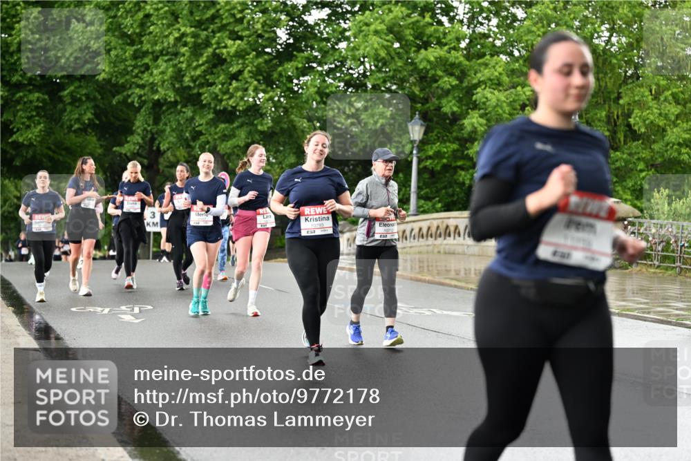 14.06.2026 - REWE Women's Run Dr. Thomas Lammeyer http://msf.ph/oto/9772178 14.06.2026 09:50:24 Laufen 3, 10793, 57, 10712 meine-sportfotos.de