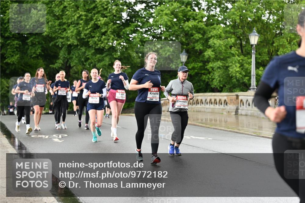 14.06.2026 - REWE Women's Run Dr. Thomas Lammeyer http://msf.ph/oto/9772182 14.06.2026 09:50:24 Laufen 10793, 10712 meine-sportfotos.de
