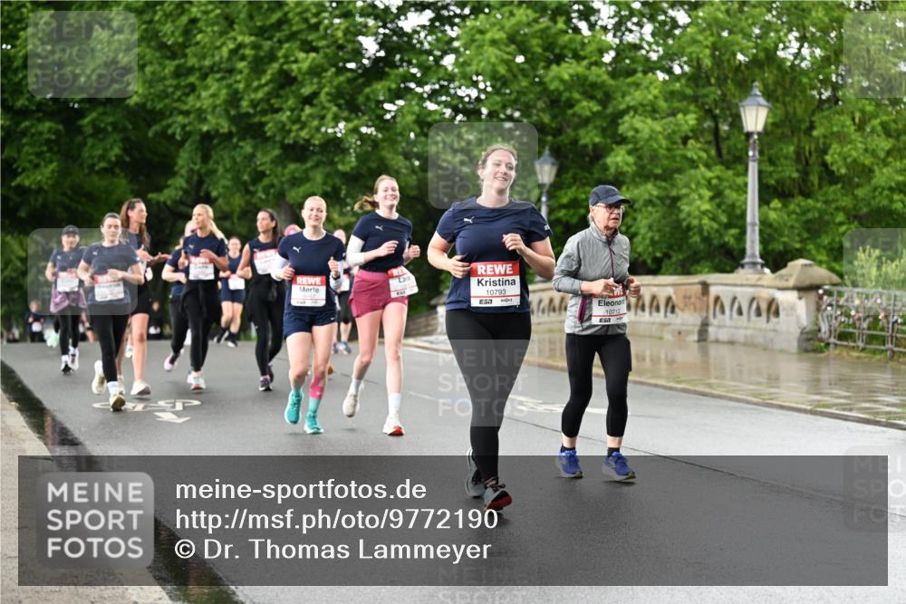 14.06.2026 - REWE Women's Run Dr. Thomas Lammeyer http://msf.ph/oto/9772190 14.06.2026 09:50:25 Laufen 10793, 10712 meine-sportfotos.de