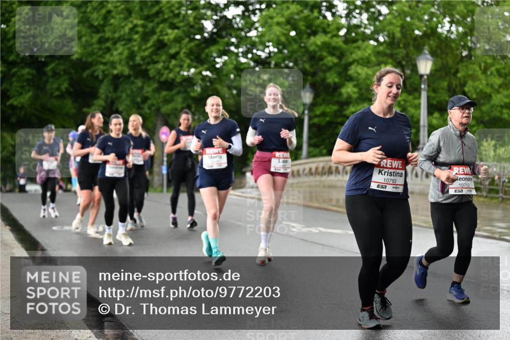 14.06.2026 - REWE Women's Run Dr. Thomas Lammeyer http://msf.ph/oto/9772203 14.06.2026 09:50:26 Laufen 10793, 10712, 7 meine-sportfotos.de
