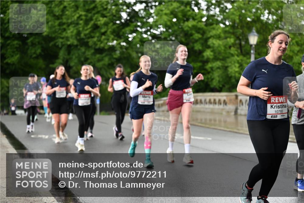 14.06.2026 - REWE Women's Run Dr. Thomas Lammeyer http://msf.ph/oto/9772211 14.06.2026 09:50:26 Laufen 10793 meine-sportfotos.de