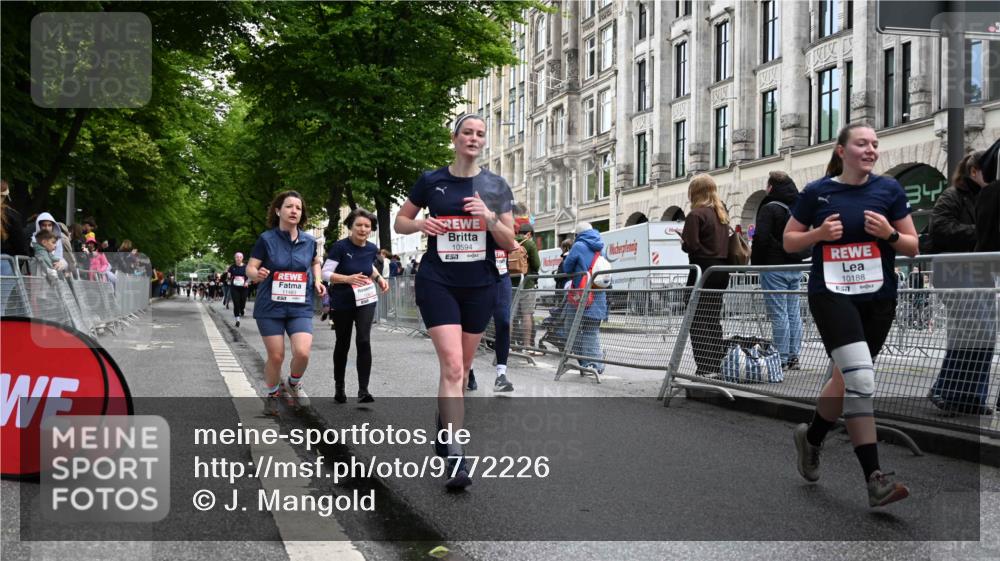 14.06.2026 - REWE Women's Run J. Mangold http://msf.ph/oto/9772226 14.06.2026 10:00:37 Ziel 10162, 10188, 10454, 10594, 10613, 10805, 11422, 11483 meine-sportfotos.de