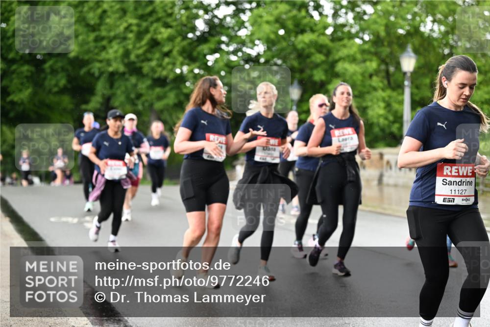 14.06.2026 - REWE Women's Run Dr. Thomas Lammeyer http://msf.ph/oto/9772246 14.06.2026 09:50:29 Laufen 11127 meine-sportfotos.de