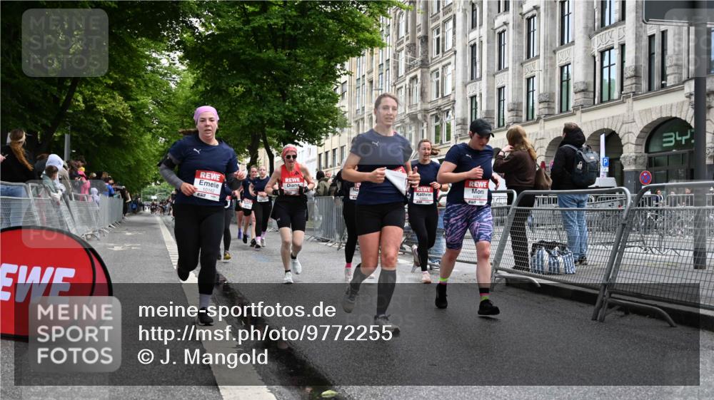 14.06.2026 - REWE Women's Run J. Mangold http://msf.ph/oto/9772255 14.06.2026 10:00:43 Ziel 10162, 10204, 10370, 10393, 10522, 10576, 10613, 10637, 10663, 10805, 11104, 11334, 11440, 11472, 11483 meine-sportfotos.de