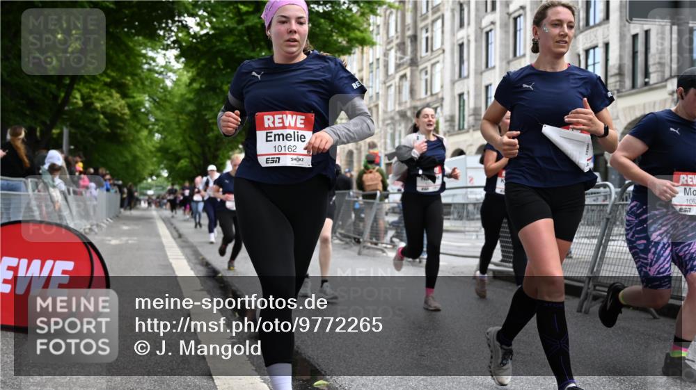 14.06.2026 - REWE Women's Run J. Mangold http://msf.ph/oto/9772265 14.06.2026 10:00:44 Ziel 10162, 10204, 10370, 10393, 10522, 10576, 10637, 10663, 11104, 11334, 11440, 11472 meine-sportfotos.de