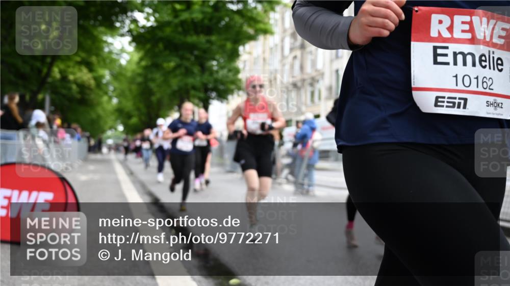 14.06.2026 - REWE Women's Run J. Mangold http://msf.ph/oto/9772271 14.06.2026 10:00:44 Ziel 10162, 10204, 10370, 10393, 10522, 10576, 10637, 10663, 11104, 11334, 11440, 11472 meine-sportfotos.de