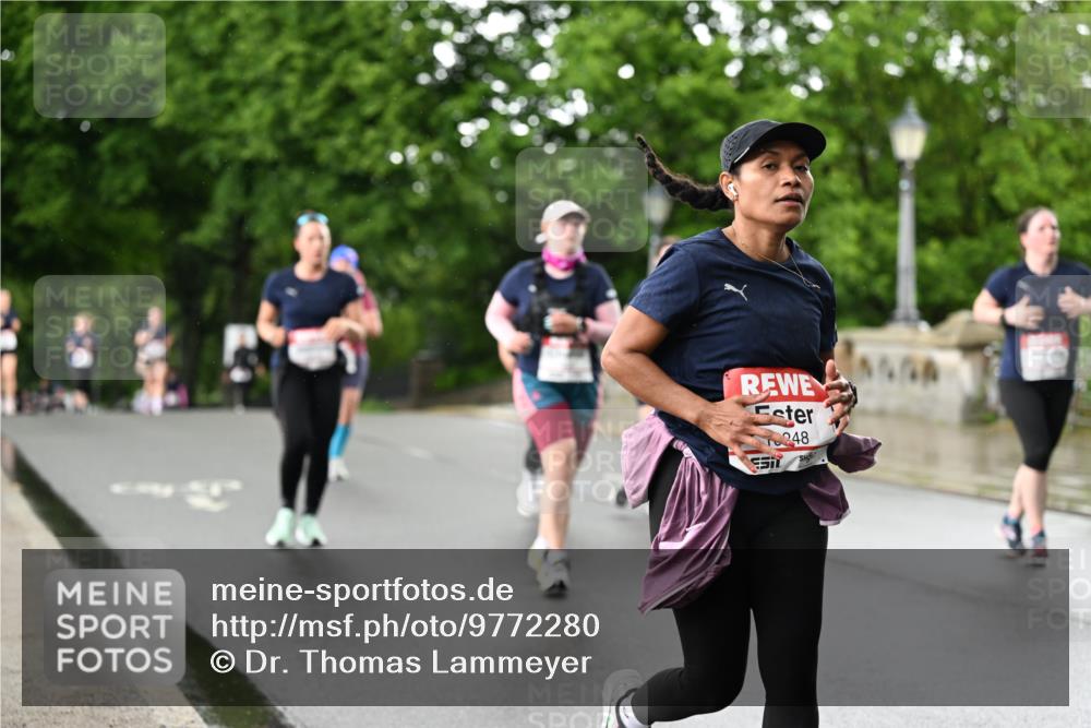 14.06.2026 - REWE Women's Run Dr. Thomas Lammeyer http://msf.ph/oto/9772280 14.06.2026 09:50:31 Laufen 248 meine-sportfotos.de