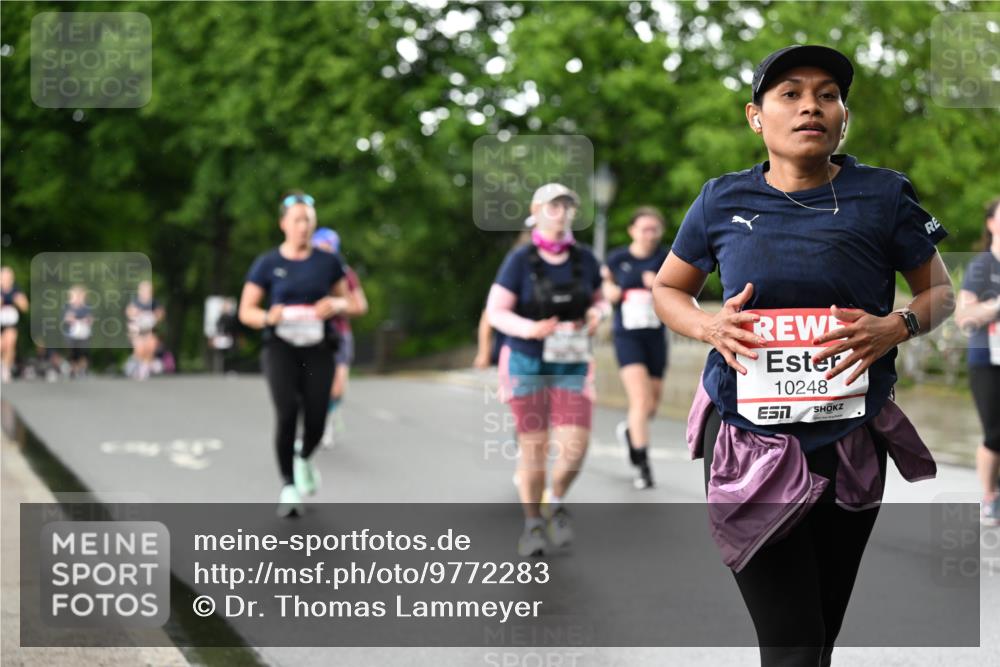 14.06.2026 - REWE Women's Run Dr. Thomas Lammeyer http://msf.ph/oto/9772283 14.06.2026 09:50:32 Laufen 10248 meine-sportfotos.de