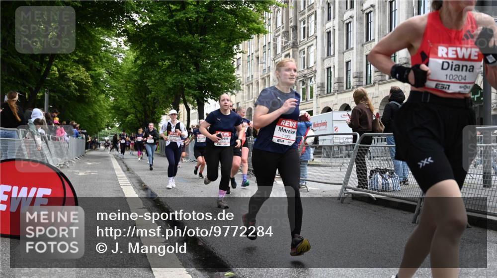 14.06.2026 - REWE Women's Run J. Mangold http://msf.ph/oto/9772284 14.06.2026 10:00:46 Ziel 10162, 10204, 10370, 10393, 10522, 10576, 10637, 10663, 11104, 11150, 11265, 11334, 11440, 11472, 11522 meine-sportfotos.de