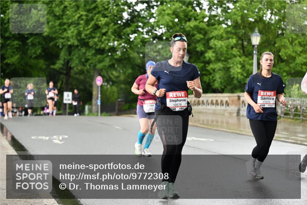 14.06.2026 - REWE Women's Run Dr. Thomas Lammeyer http://msf.ph/oto/9772308 14.06.2026 09:50:34 Laufen 10578, 57, 11073, 7 meine-sportfotos.de